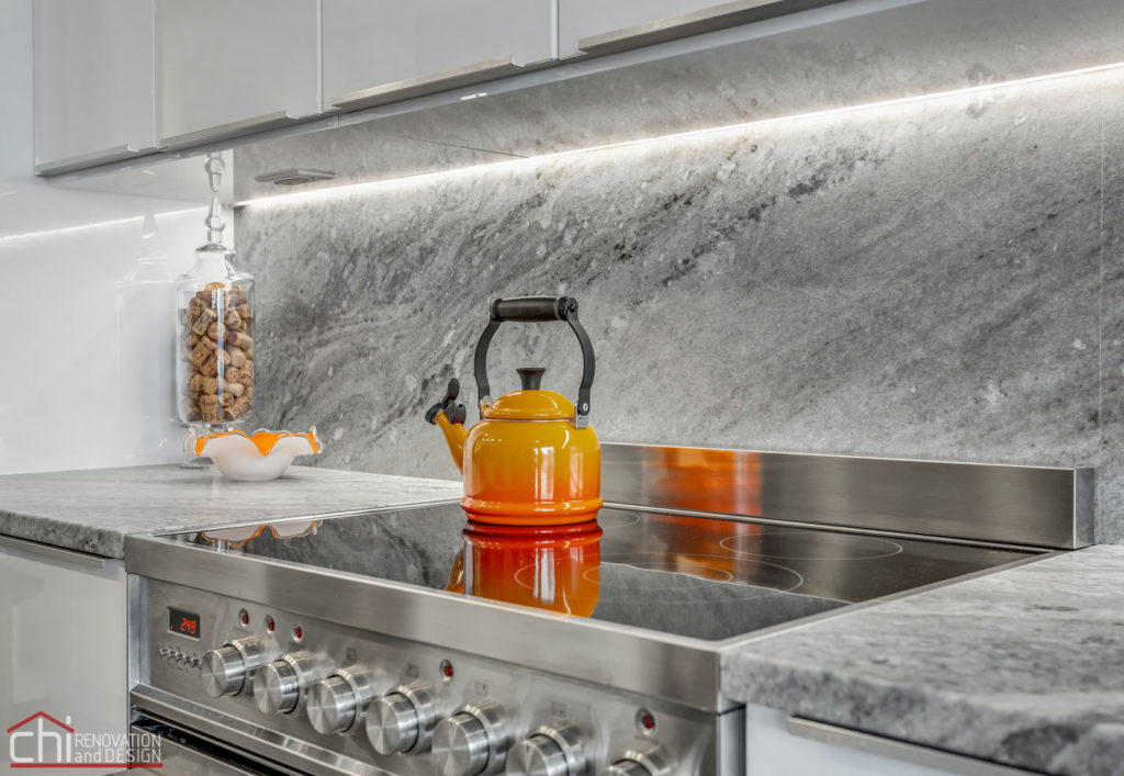 CHI | Chicago Modern Condo Living Kitchen Countertop Remodel