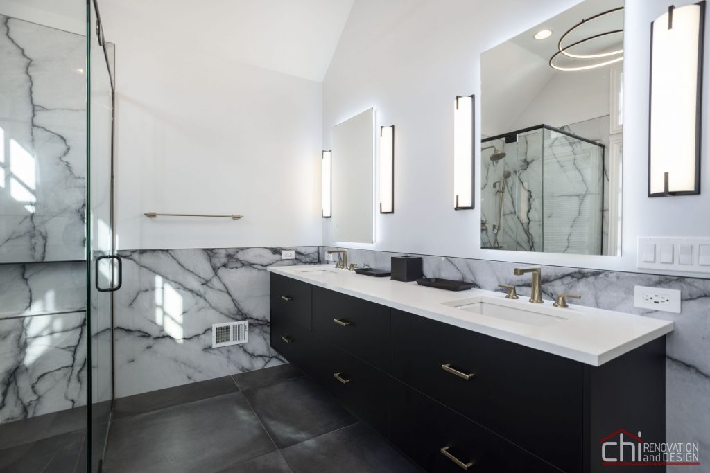 Classic Style Meets Comfort Chic - master Bathroom